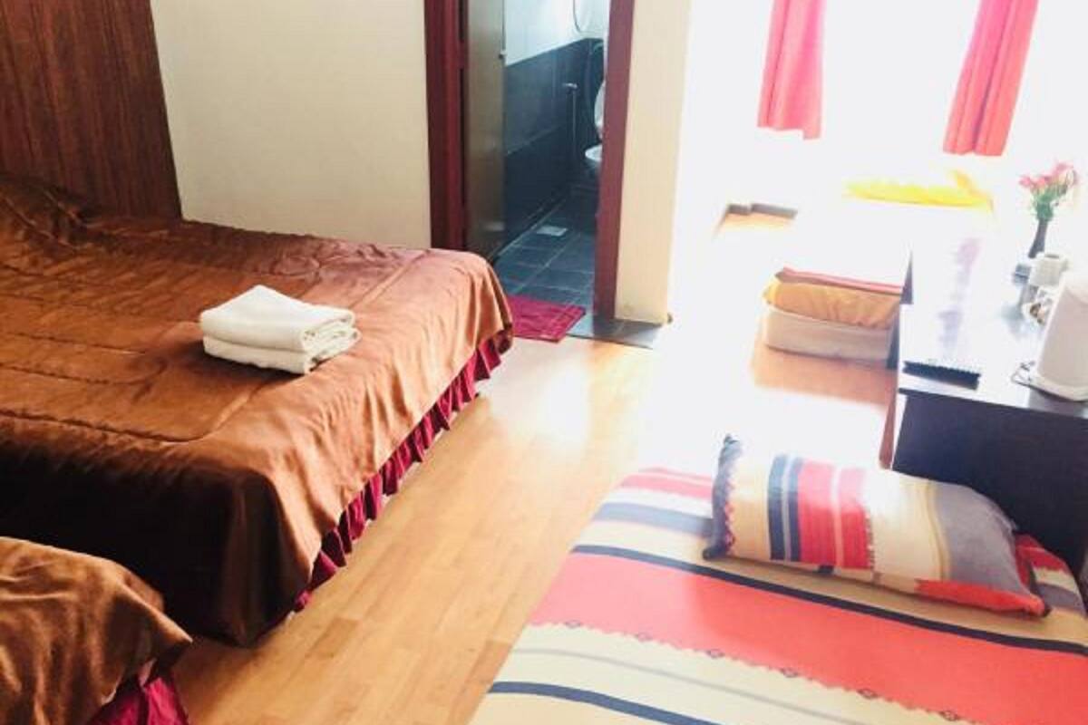 Chambre Quadruple Familiale, plusieurs lits | Bureau, fer et planche à repasser, Wi-Fi gratuit