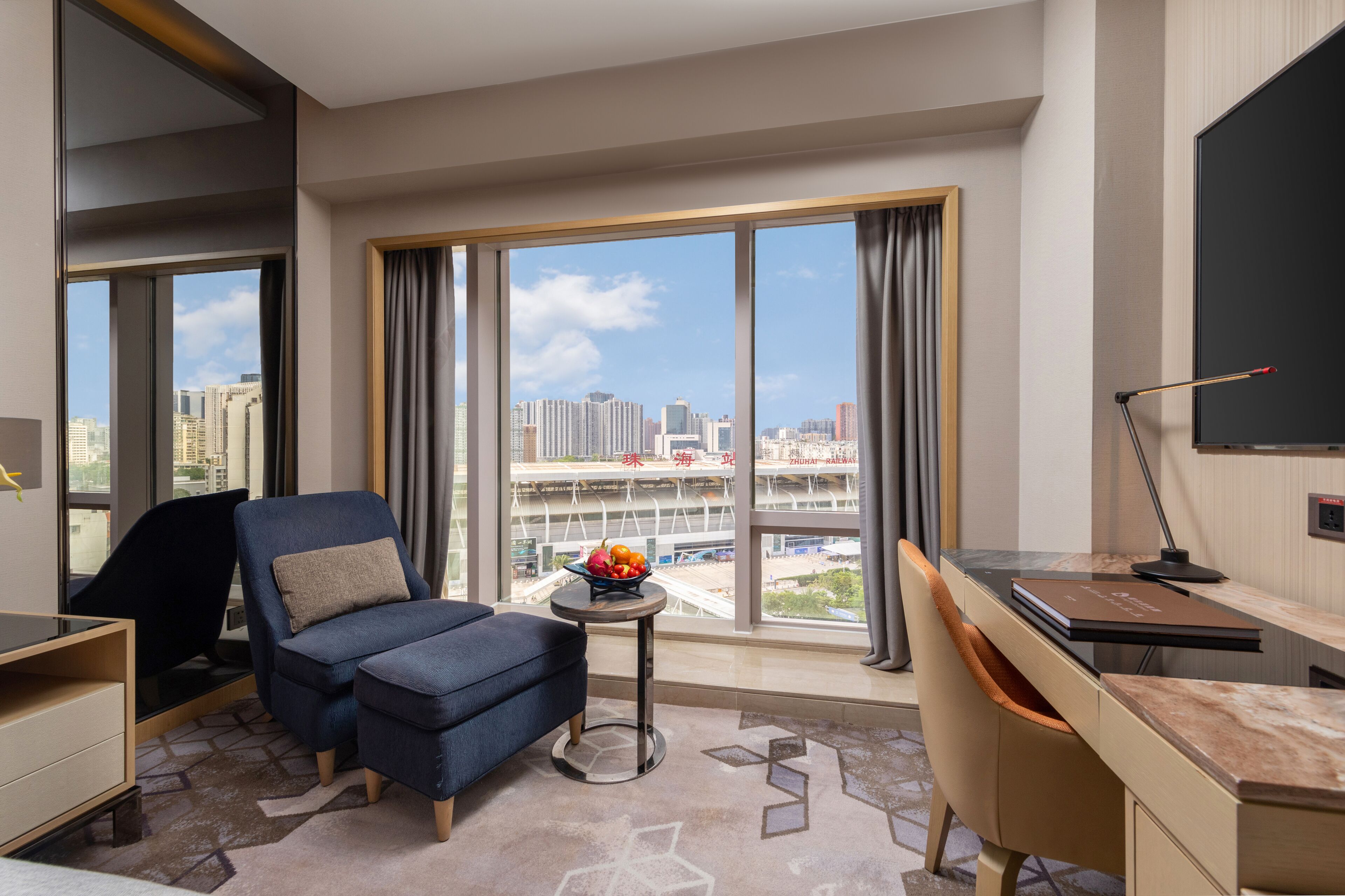 superior double bed room | premium bedding, minibar, in-room safe, desk