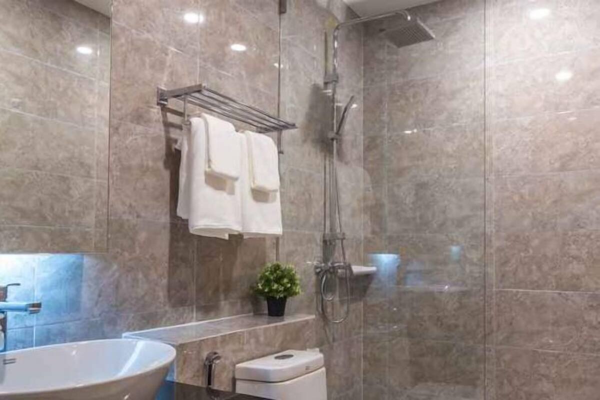 Bathroom | Shower, rainfall showerhead, free toiletries, hair dryer