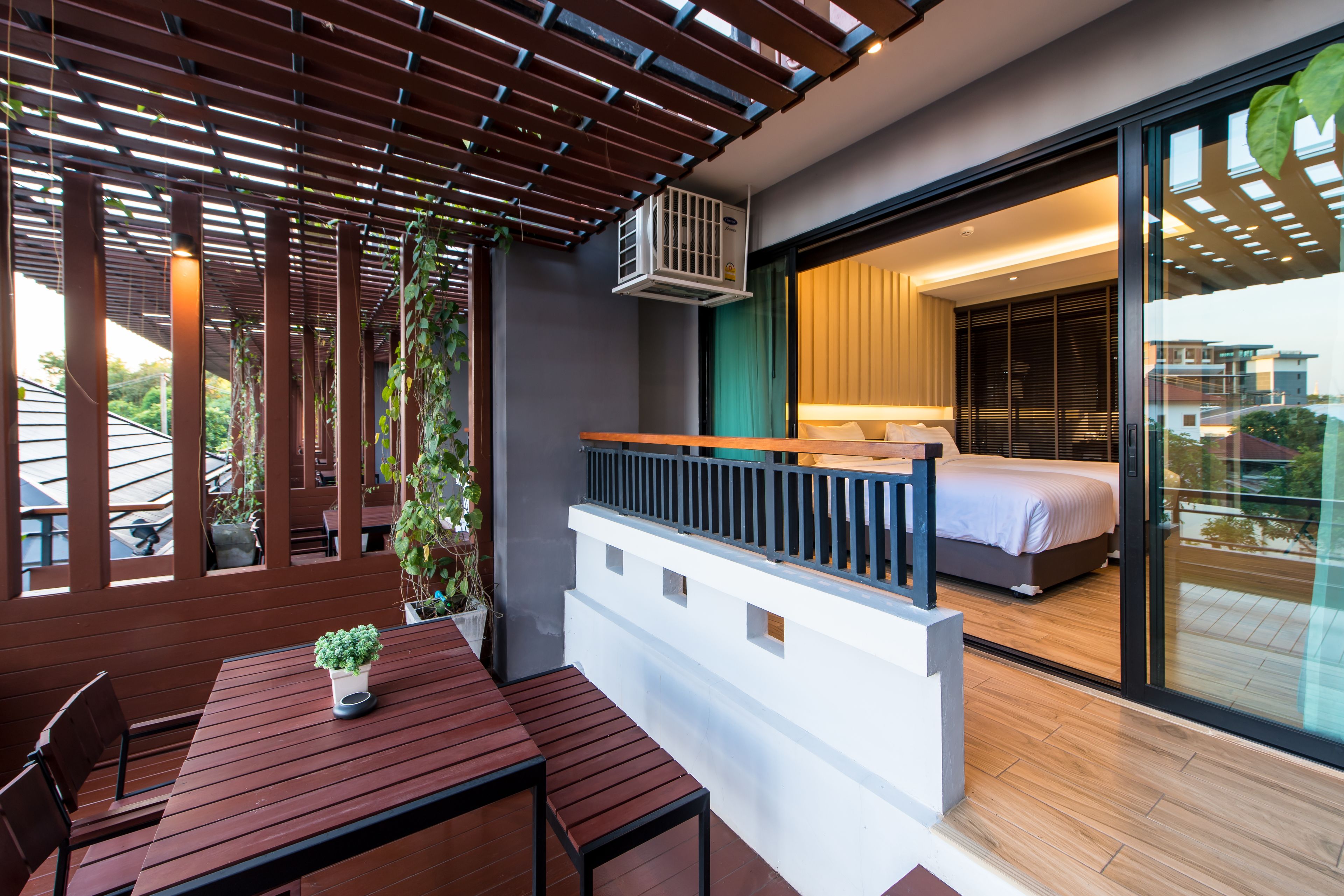 hug garden twin room | terrace/patio