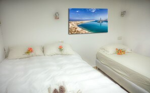 Living area - Etzel Tami Hospitality (Ne'ot Golan)