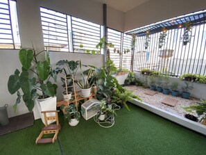 View from property - 101 Seoul Hostel (Bangkok)