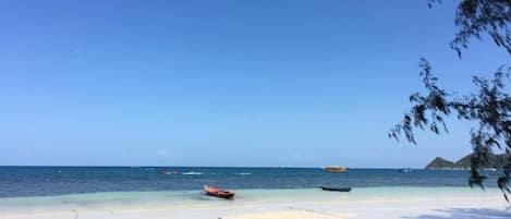 Una playa cerca