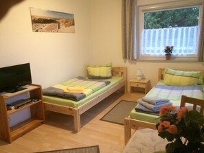 Apartment ( TW2 )