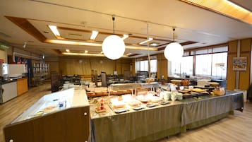 Morgenmadsbuffet hver dag (2000 JPY pr. person)