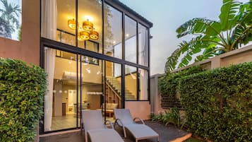 Family Two Bedroom Front Lake View | View from room