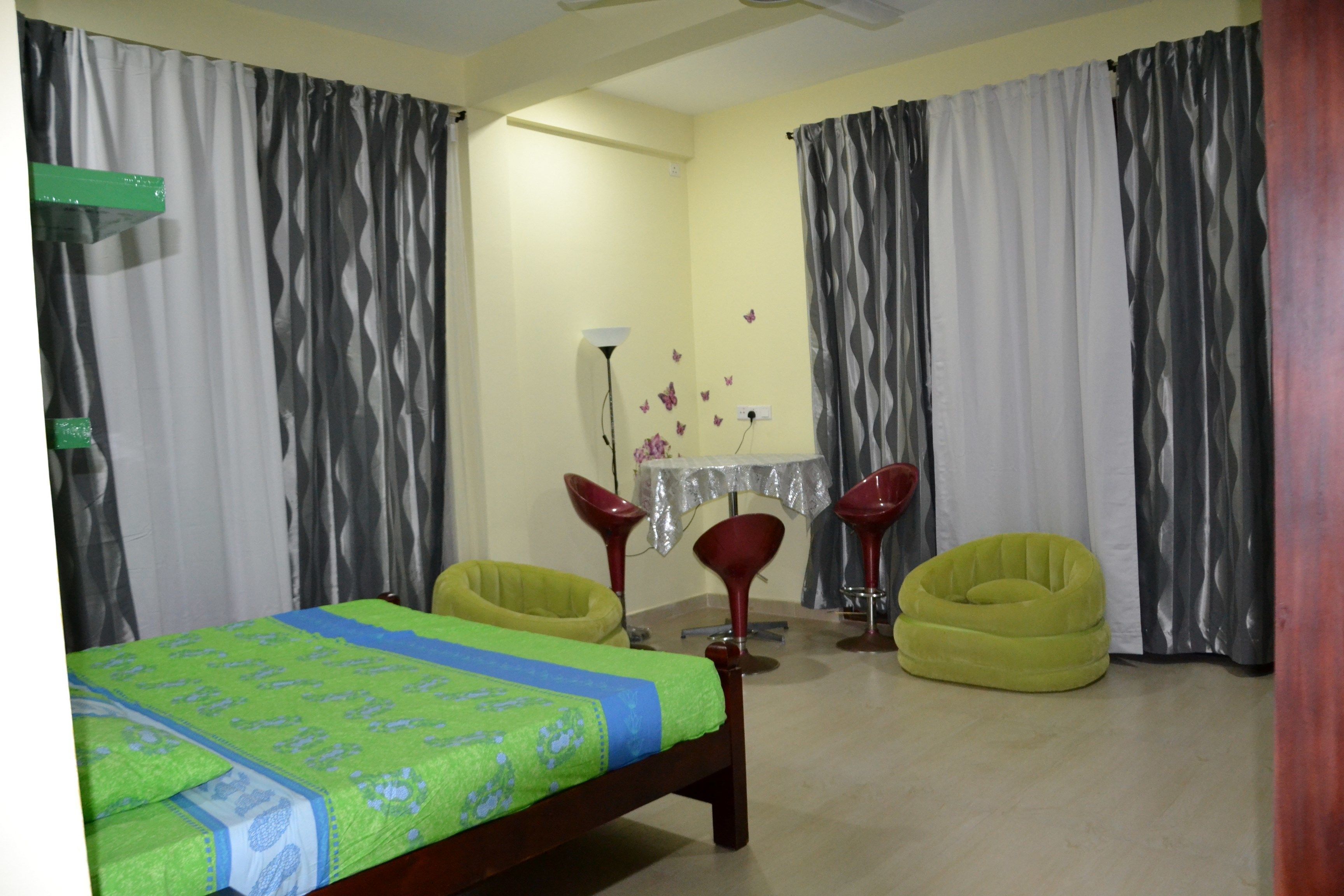 Desk, iron/ironing board, free WiFi