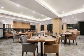 Free daily buffet breakfast  - Ramada by Wyndham Sakarya Hendek (Hendek)