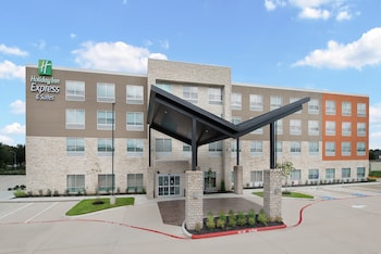 Holiday Inn Express & Suites Sugar Land SE - Missouri City by IH
