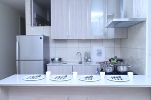 Cafetera y tetera y tetera eléctrica 