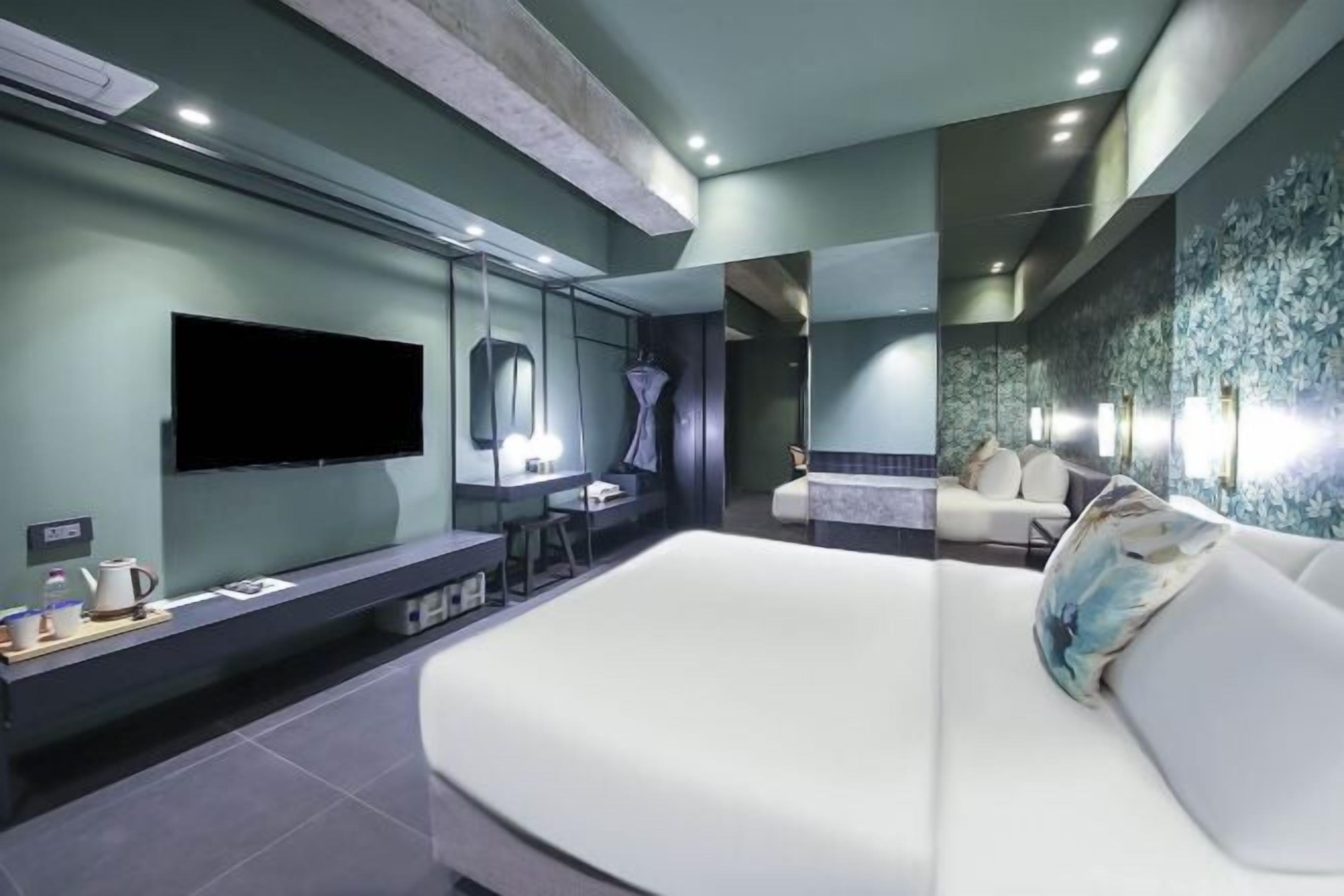 고급 침구, 오리/거위털 이불, 객실 내 금고, 방음 설비