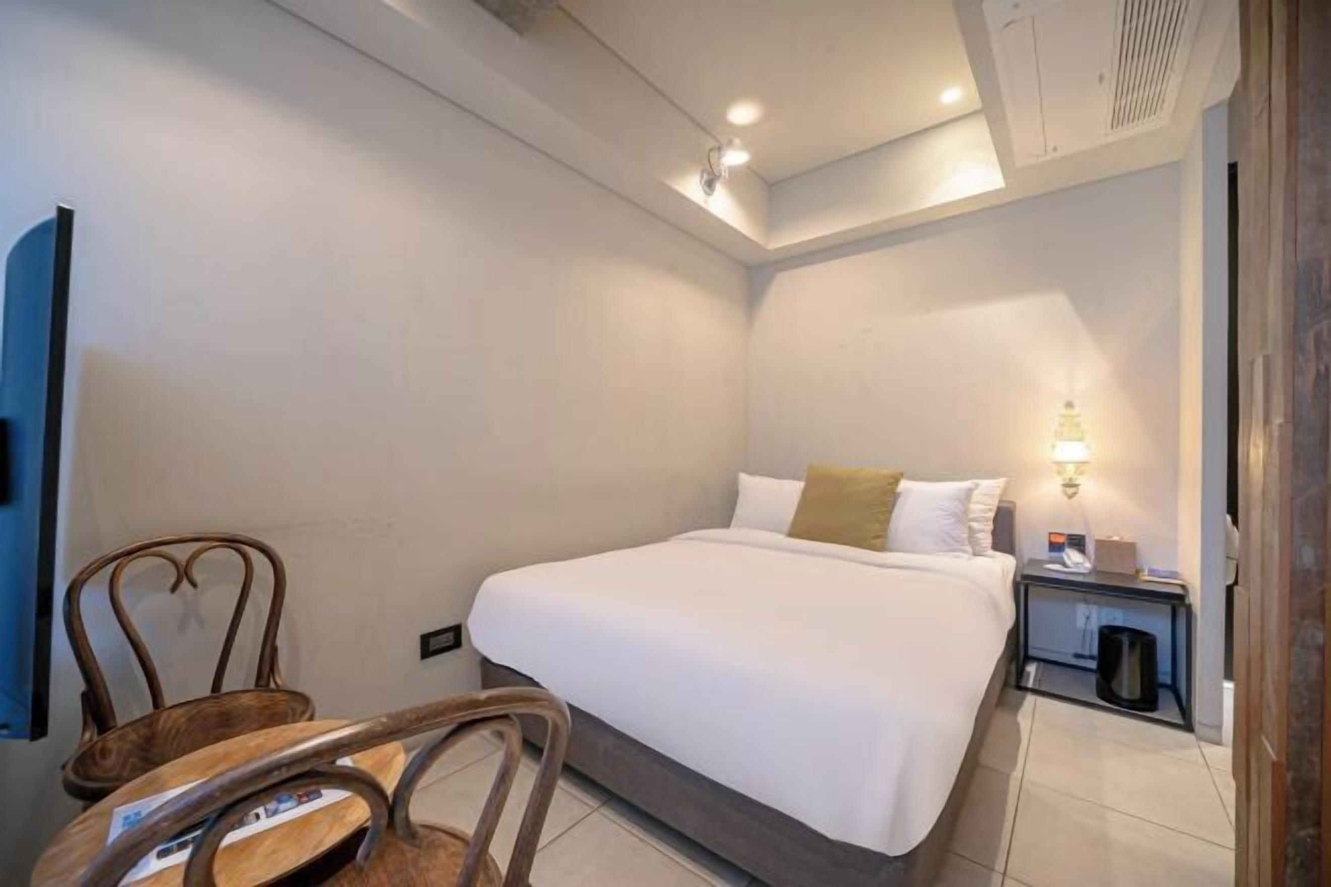 고급 침구, 오리/거위털 이불, 객실 내 금고, 방음 설비