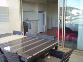 Comfort House, 4 Bedrooms | Terrace/patio