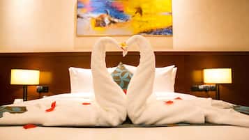 Standard Double Room | Desk, blackout drapes, free WiFi