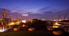 Serveert diner, Thaise gerechten