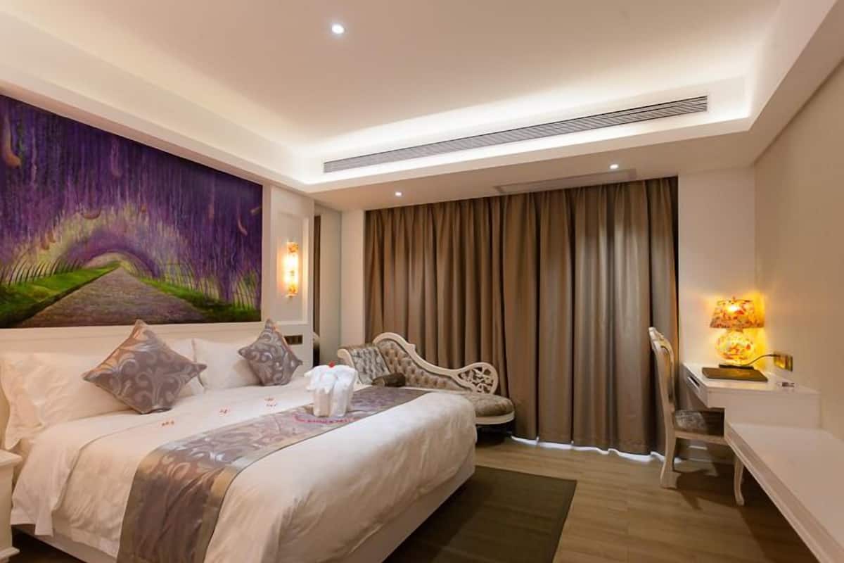 Island Romantic Room