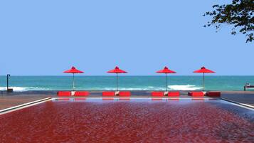 Outdoor pool, pool loungers