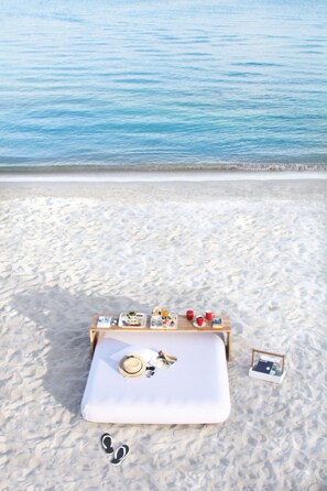 Daily full breakfast (THB 950 per person) - The Secret Pool Villas By The Library (Koh Samui)