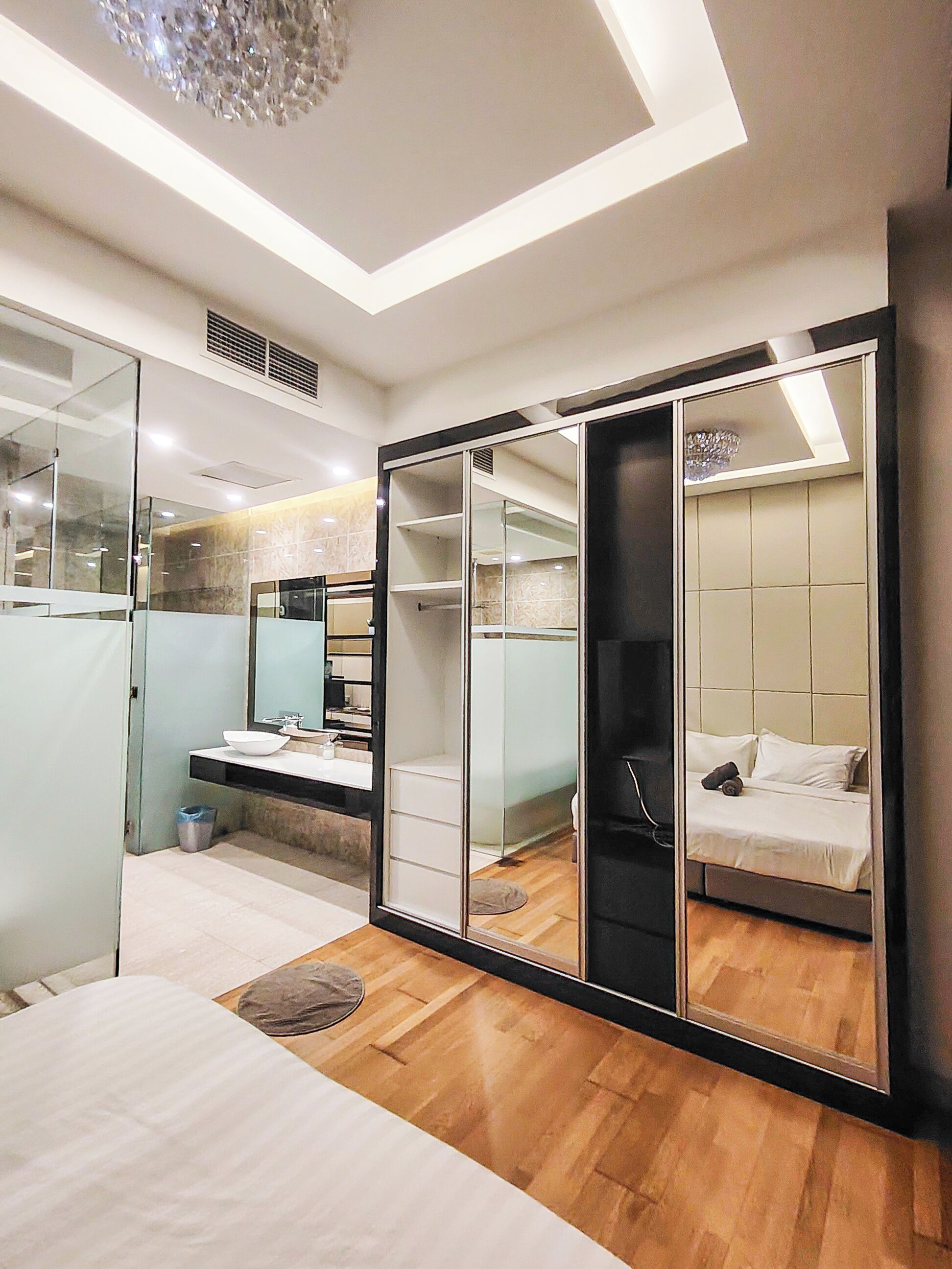 Deluxe Studio Suite, 1 Bedroom, Balcony, City View | 2 bedrooms, premium bedding, laptop workspace, soundproofing