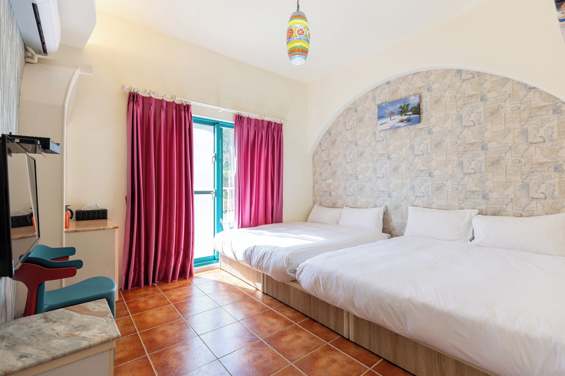 مكتب وواي فاي مجانًا