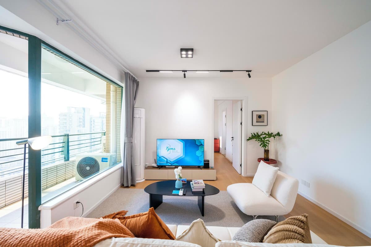 City Suite, Multiple Beds, Ensuite, City View