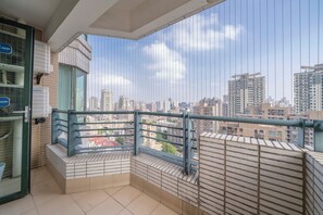 City View 3 Bedroom Deluxe Family Suite | View from room - Tyms High Serviced Residence Shanghai Xujiahui Metro (Shanghai)
