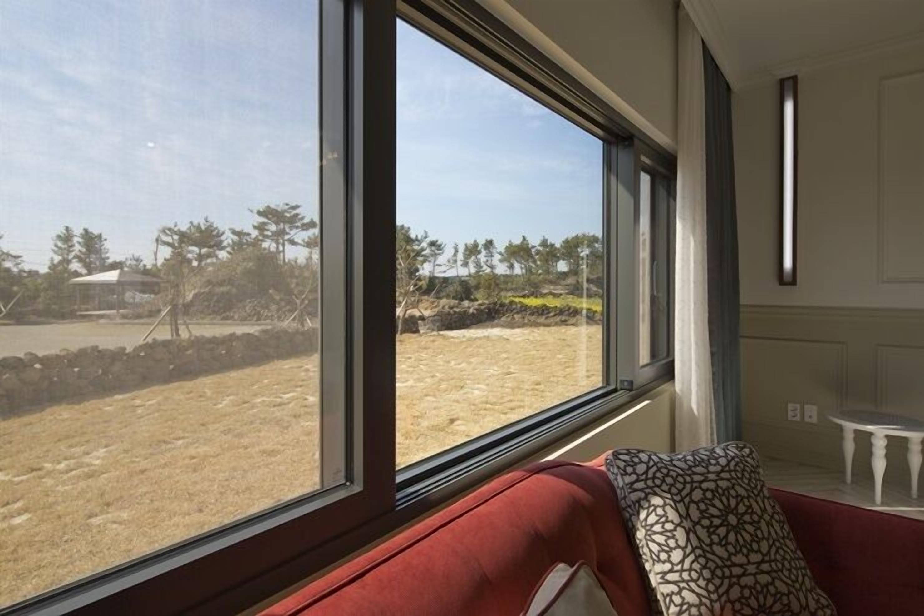 superior twin room | view from room