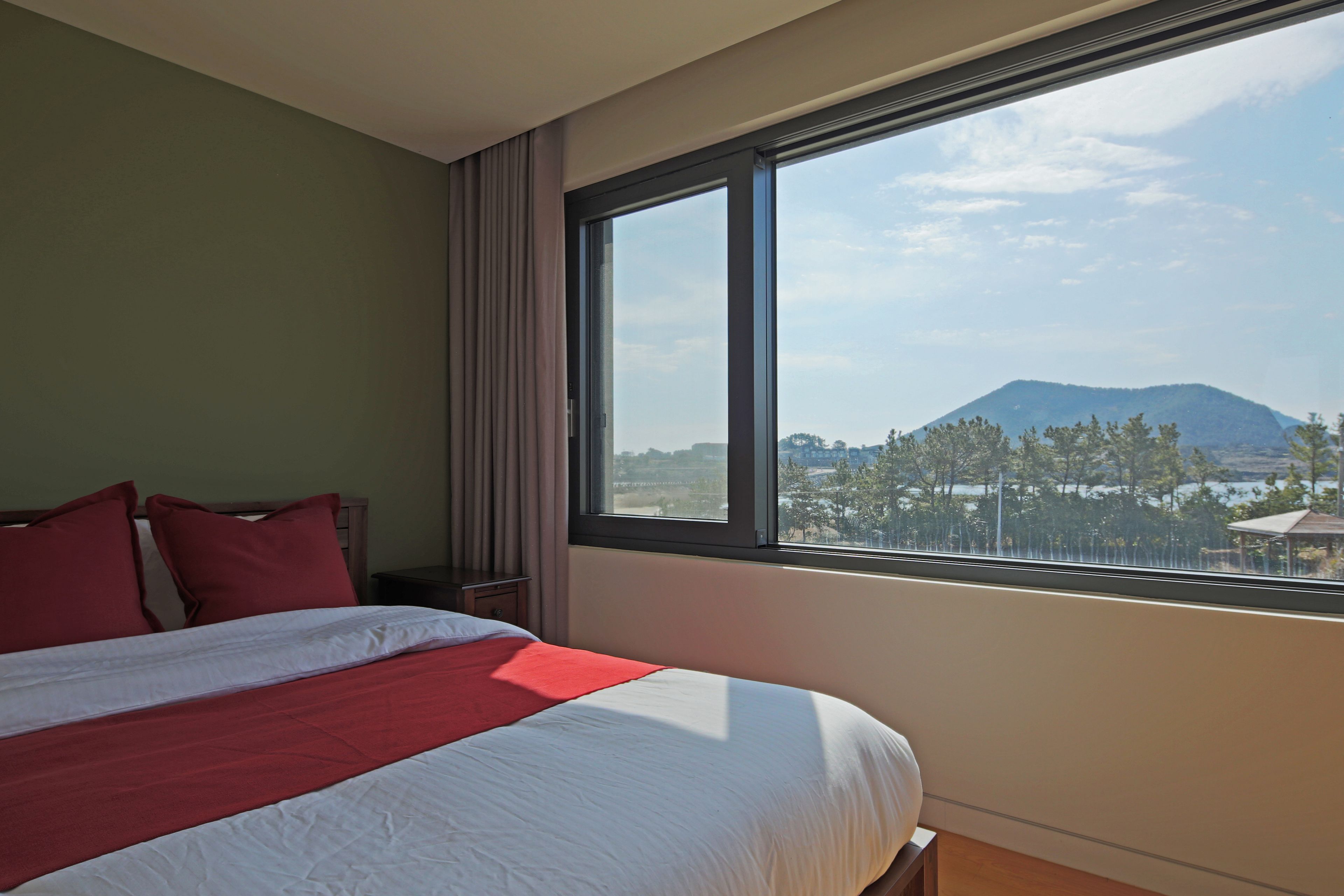 family suite | premium bedding, free wifi