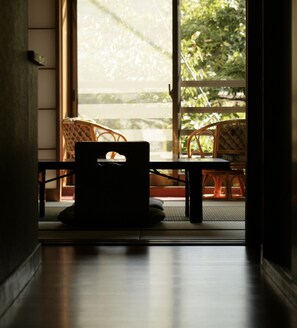 บริเวณประตูทางเข้า