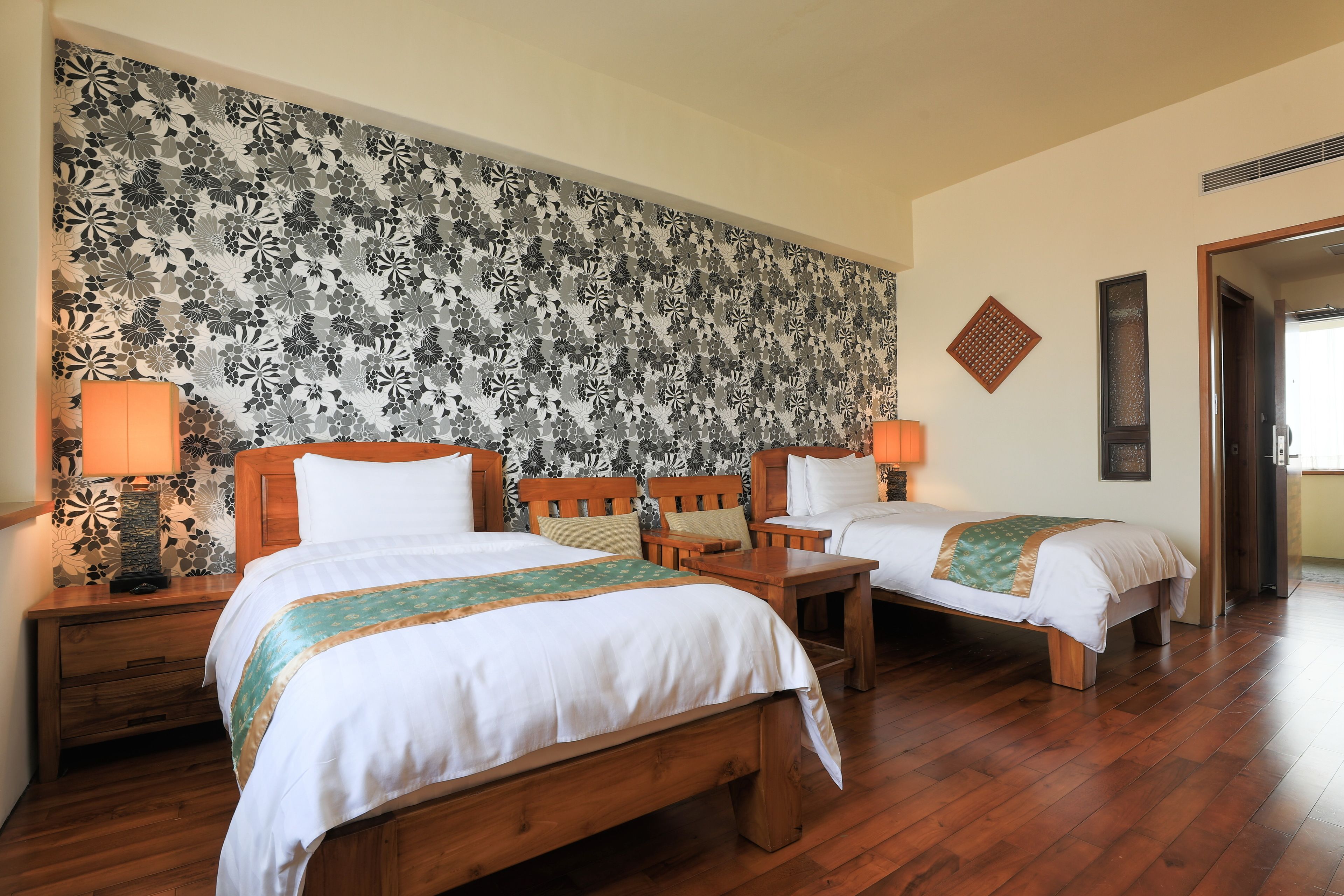 superior twin room | desk, blackout curtains, free wifi