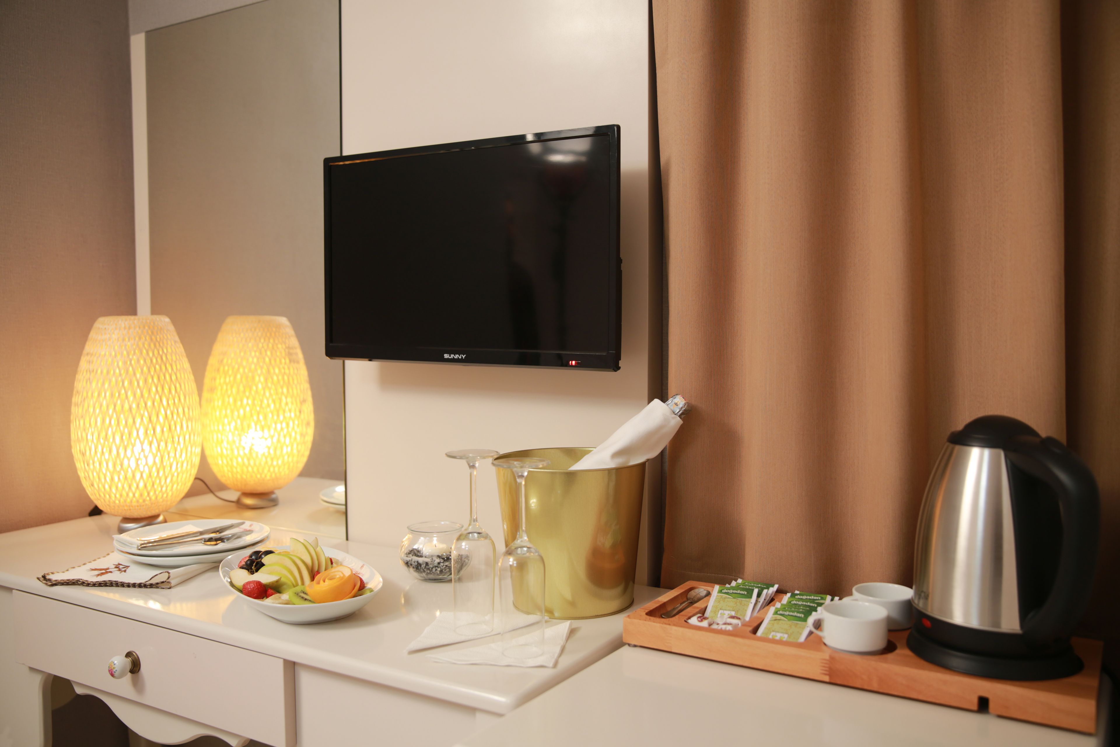 Photo - Pelican House Hotel