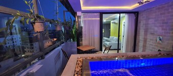 Katy Resident and Spa