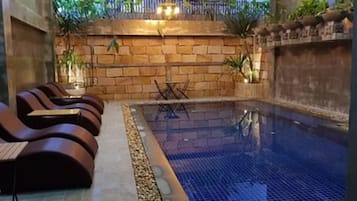 Piscine extérieure