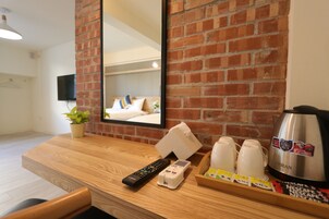 Deluxe Quadruple Room, 2 Double Beds | Minibar