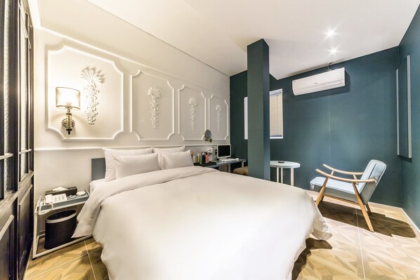 Down duvets, free WiFi - Darak Hotel (Seoul)