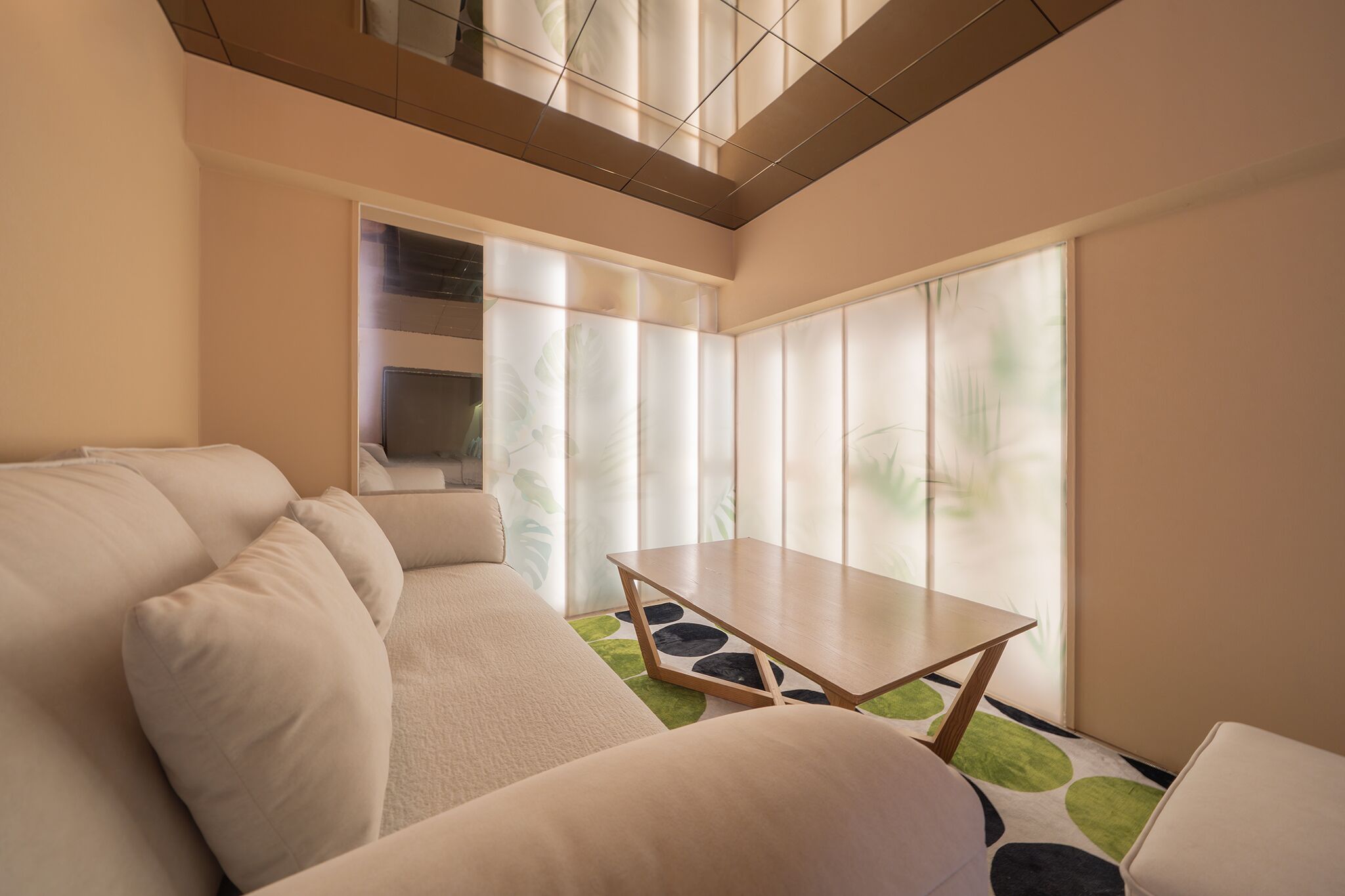 Down duvets, free WiFi