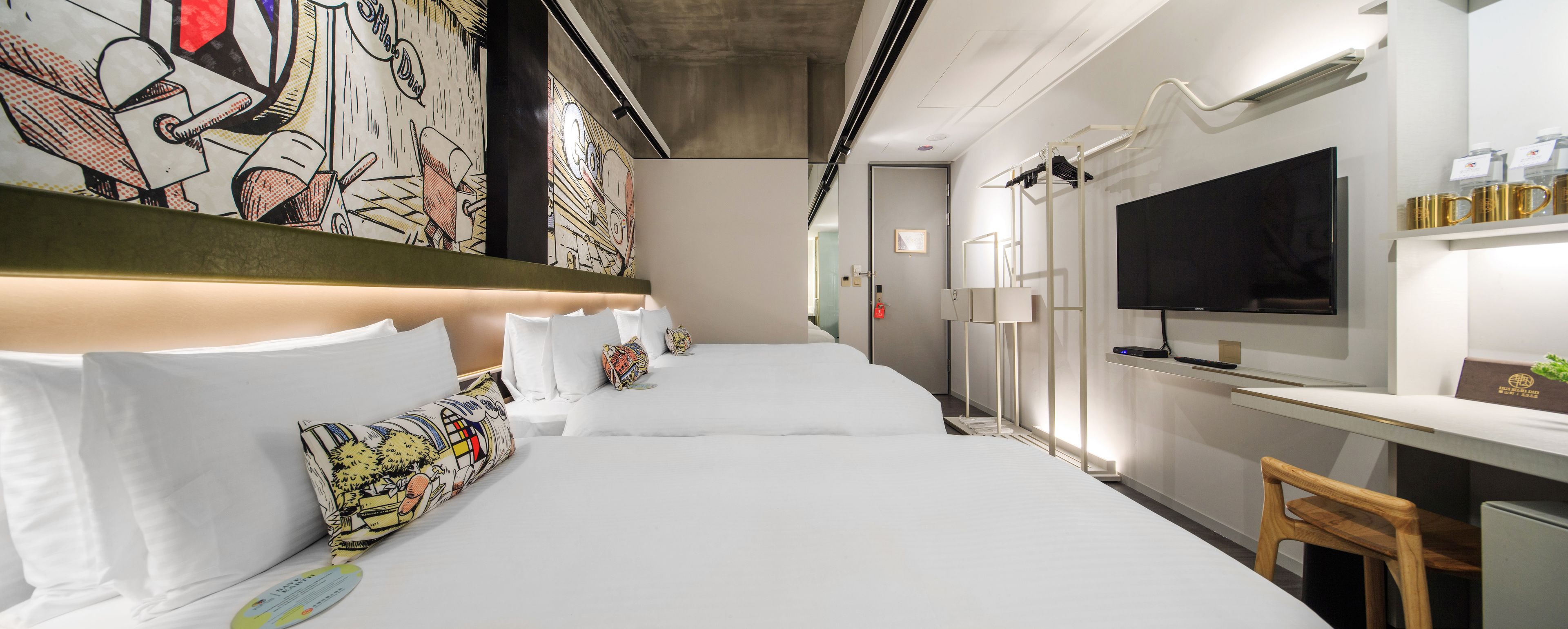 standard triple room | 1 bedroom, premium bedding, in-room safe, individually decorated