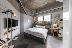 Deluxe Double Room | 1 bedroom, premium bedding, in-room safe, individually decorated