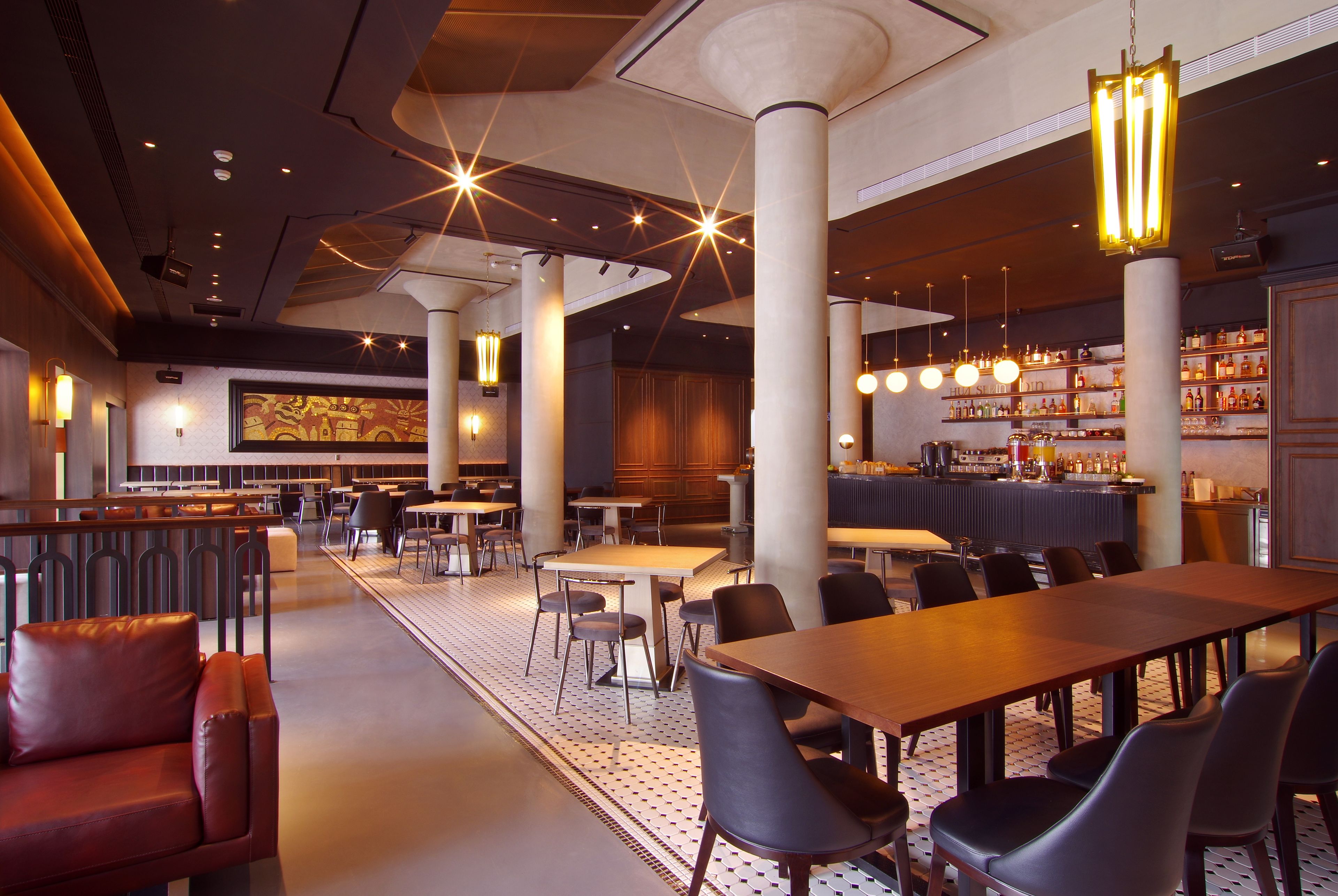 daily buffet breakfast (twd 396 per person)