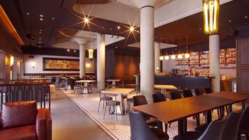 Frukostbuffé varje dag (TWD 396 per person)