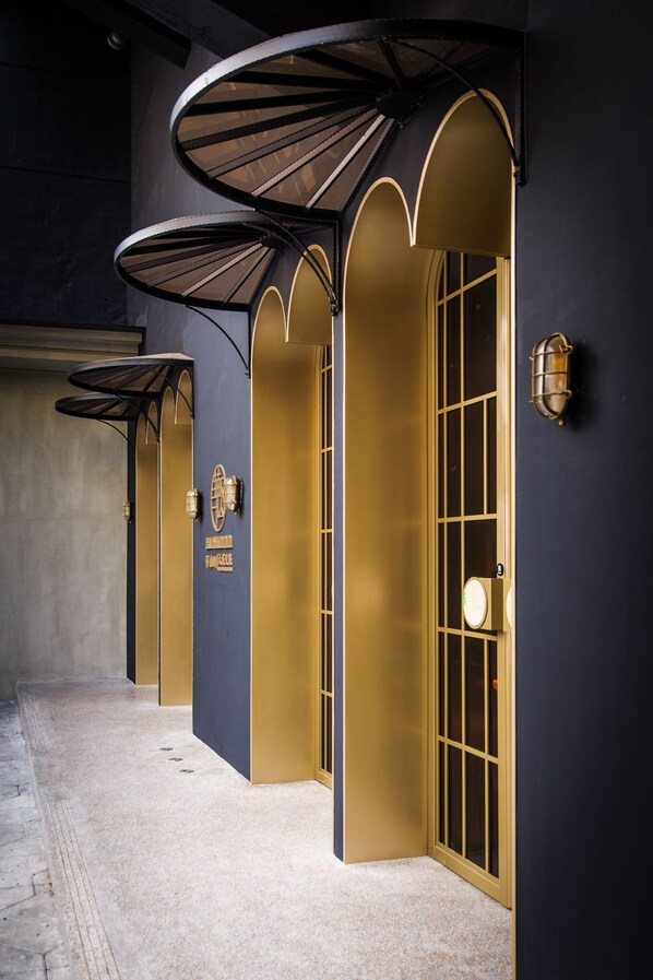 Exterior - Cosmos Hotel Huashan Town (Taipei)