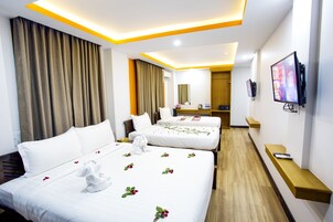 Deluxe Family Suite  | Minibar, caja fuerte, escritorio y wifi gratis