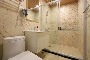 Quadruple Room | Soundproofing, free WiFi - Kenting Beauty111 Hotel (Hengchun)