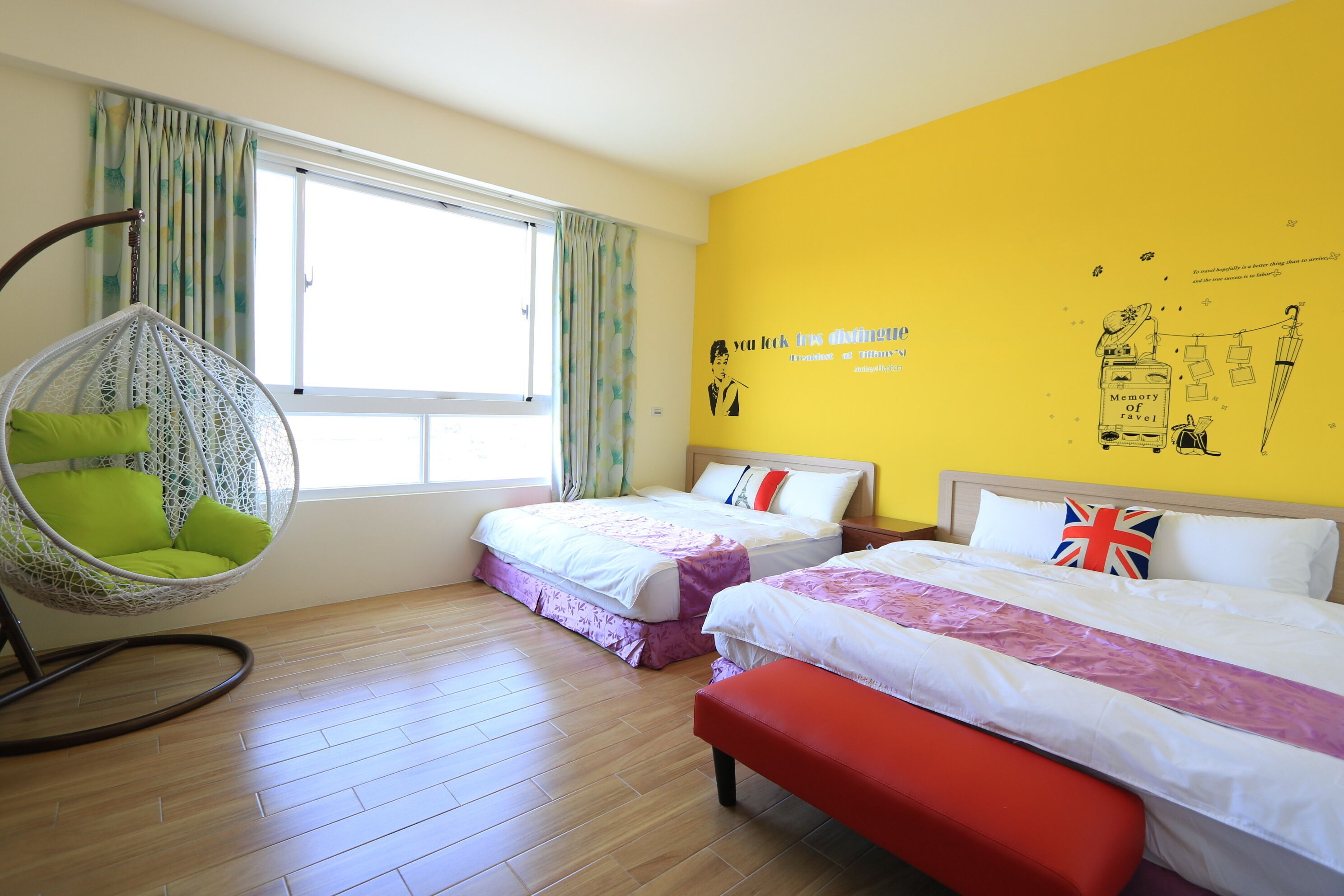 301-好萊塢四人房 | 客房景觀