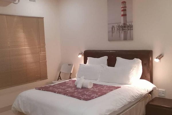 1 bedroom, minibar, desk, WiFi (free)