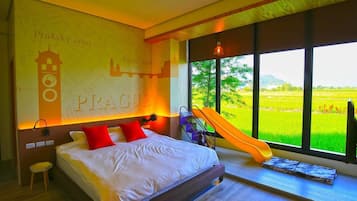 Comfort-Doppelzimmer | Daunenbettdecken, Zustellbetten, kostenloses WLAN, Bettwäsche