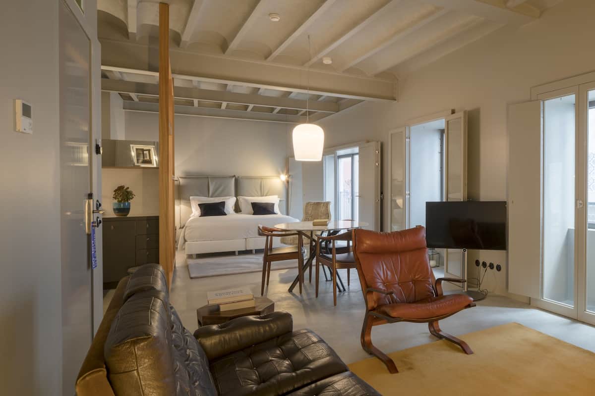 Deluxe loft | 1 slaapkamer, luxe beddengoed, donzen dekbedden, een minibar