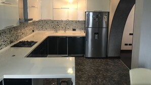 Luxury Apartment, 2 Bedrooms, City View | Private kitchen | Coffee/tea maker, fridge, microwave, oven - Baku Family Apartments (Baku)