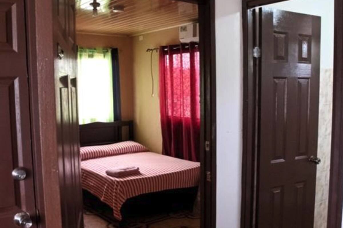 Free WiFi, wheelchair access