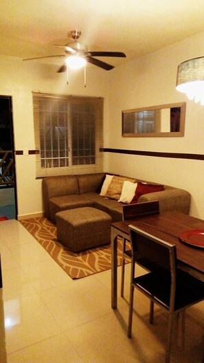 Living area - Apartamento Real Ibiza 639 by Sinbad (Playa del Carmen)